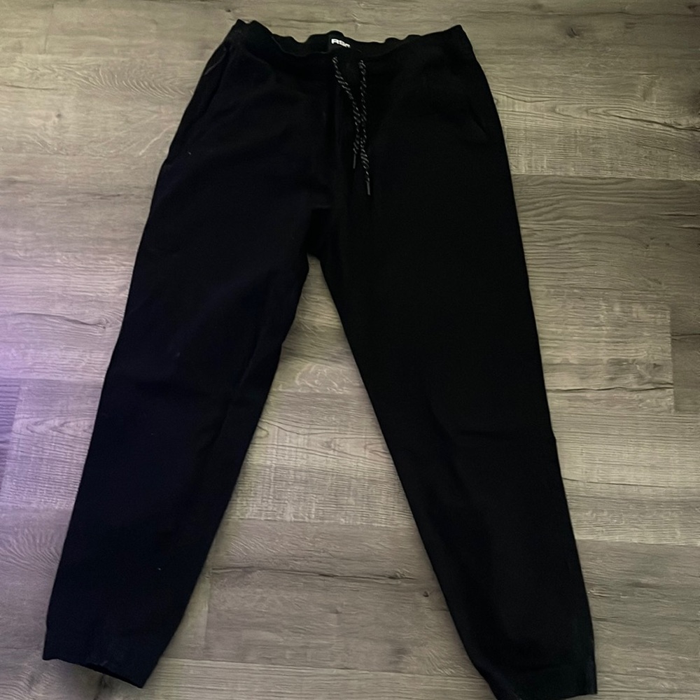 RSQ BLACK JOGGERS